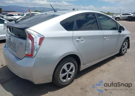 2015 Toyota Prius Two z USA, uszkodzony, nr VIN JTDKN3DU9F1929129